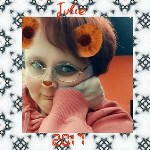 Meet your Posher, Julie